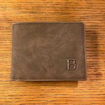 브라운 가죽 접이식 지갑