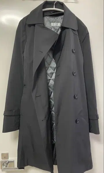 PERSON'S 블랙 트렌치코트