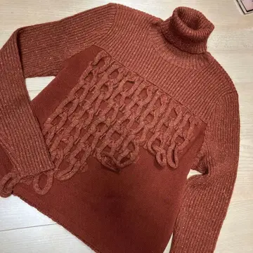 COSA-NOSTRA 브라운 터틀넥 니트 스웨터