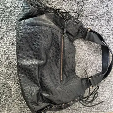 악어 가죽 블랙 숄더백