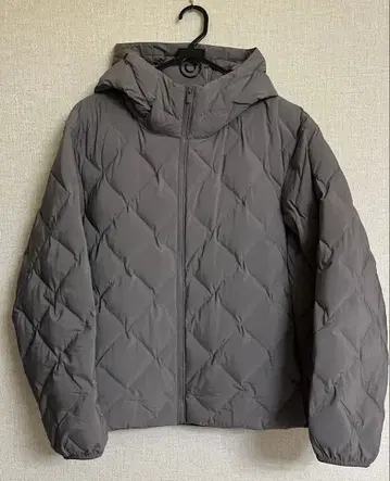 유니클로 퍼프 테크 후드티 L 사이즈