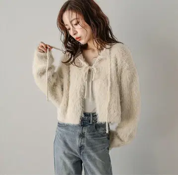 아이보리 크롭 가디건 프리 사이즈