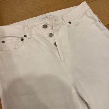 화이트 데님 팬츠 프린지 밑단 스트레이트