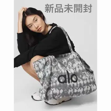 alo yoga 토트백 미개봉 새상품
