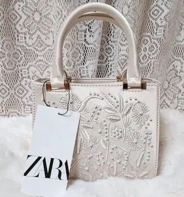ZARA 새틴풍 모조 진주백 미사용 새상품 자수 파티 백