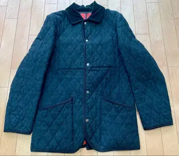 다크 네이비 퀼팅 자켓