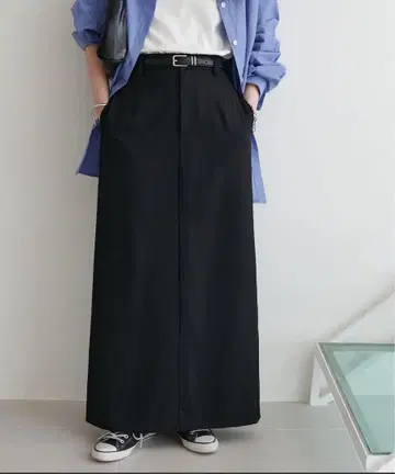 밑단 슬릿 내로우 스커트