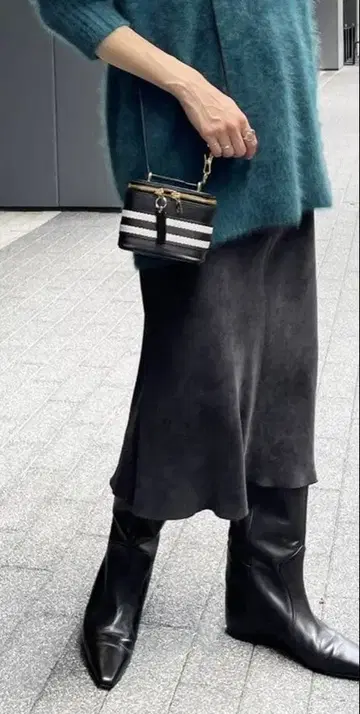 스픽 앤 스팬 플레어 스커트 롱 기장