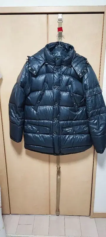 마모트 다운 자켓 마운틴 노스