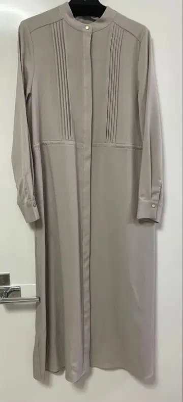 ROSSO 베이지 롱 셔츠