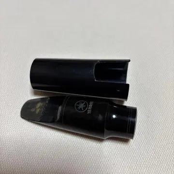 YAMAHA 알토 색소폰용 마우스피스 블랙과 캡
