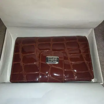 브라운 접이식 지갑