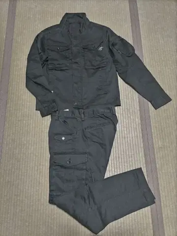 I'z FRONTIER 다크 그레이 자켓 팬츠 세트 L 사이즈