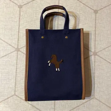 SEVENTEN 말 토트백 네이비