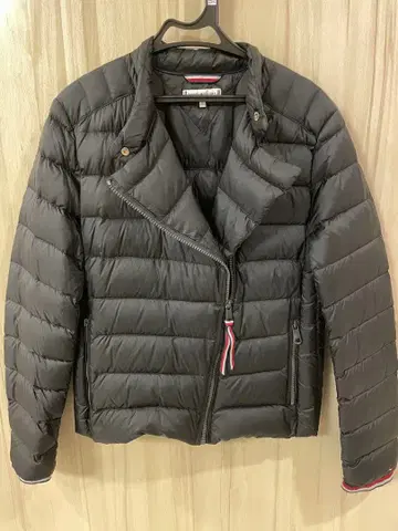TOMMY HILFIGER 블랙 다운 자켓 S