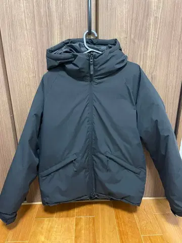 GU 웜 패디드 후드티 블랙 S