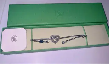 Swarovski 하트형 크리스탈 팔찌