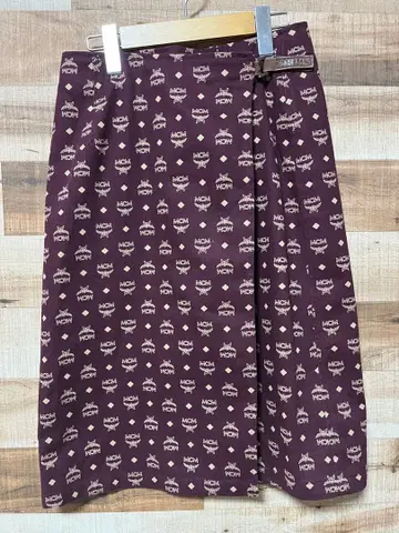 MCM 와인 레드 프린트 패턴 랩 스커트