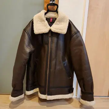 브라운 가죽 자켓 보아 카라 부착