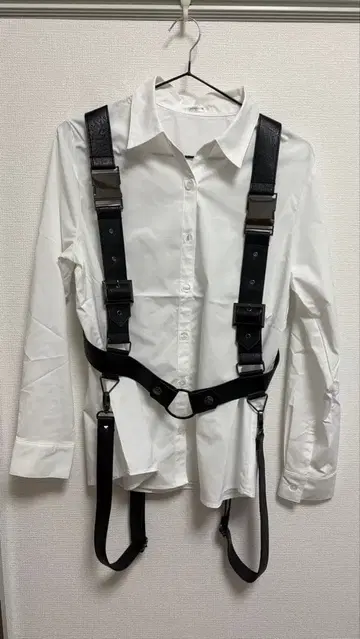 조정 가능한 하네스 스타일 벨트