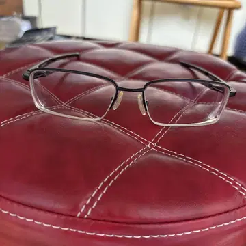 오클리 OAKLEY 블랙 프레임 직사각형 안경 보증서 첨부