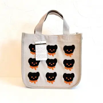 Dick Bruna TABLE 블랙베어 사가라 자수 토트백 그레이