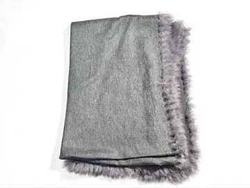 그레이 퍼 포함 머플러 프린지