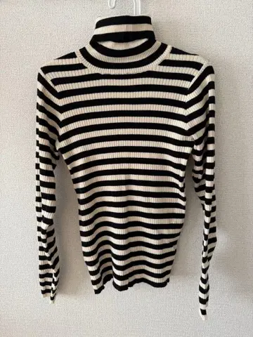 cepo 스트라이프 패턴 긴팔 니트 M 사이즈