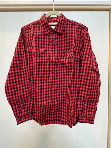 화이트 마운티니어링 셔츠 0