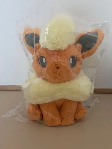 포켓몬 센터 오리지널 폭신폭신 안고 다니는 봉제 인형 부스터