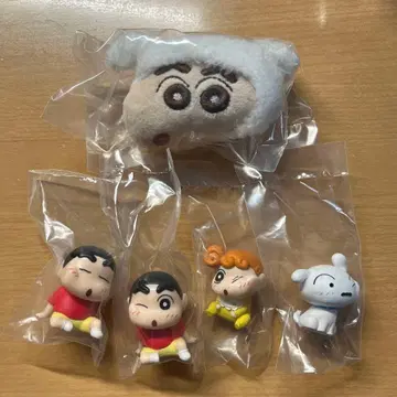 짱구는 못말려(크레용 신짱) 가챠가챠 호페뮤뉴 4체 세트 클립 포함