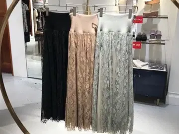 SNIDEL 스나이델 스위칭 레이스 스커트