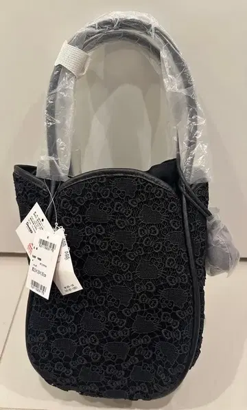 블랙 레이스 무늬 핸드백