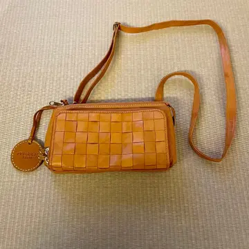 새상품급 쥬케로 필라토 지갑 숄더백 카멜