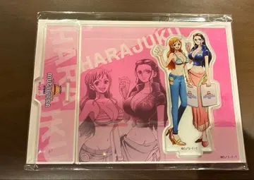 무기와라 스토어 지역 한정 하라주쿠 한정 아크릴 스탠드 나미 로빈