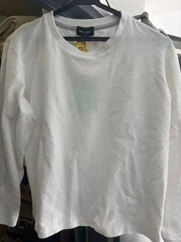 화이트 리브 긴팔 티셔츠