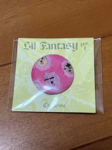 TWICE 채영 lil fantasy 특전 캔뱃지