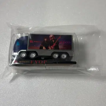 B'z FYOP 투어 트럭 5