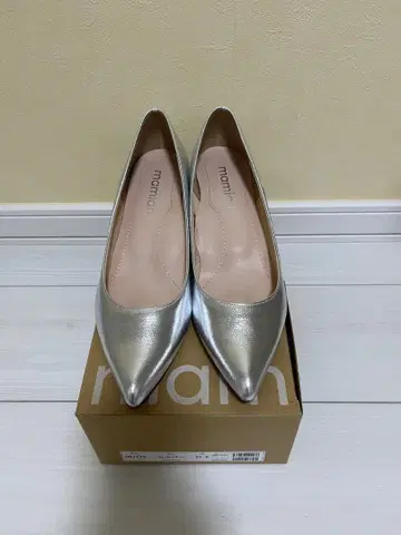 마미안 스틸레토 스무스 스칼라 펌프스 실버 23.5cm