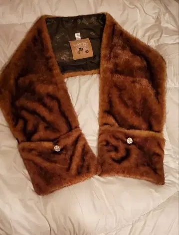 브라운 퍼 숄 비쥬 포함