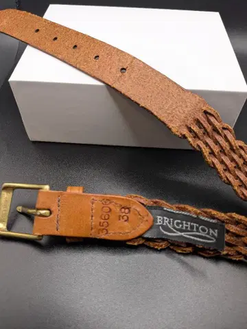 BRIGHTON 뜨개질 가죽 벨트 38