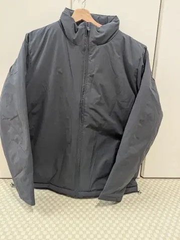 [ 미사용 새상품 택 포함 ] AZUL 다운 자켓 니트 2세트