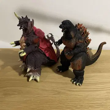 버닝 고질라 & 디스트로이어 소프트 비닐 2체 세트 (덤: 카드 포함)