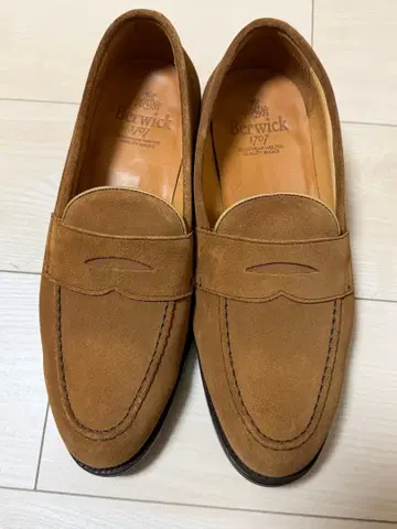 Berwick 스웨이드 로퍼 8 1/2