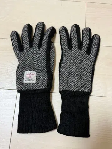 해리스 트위드 헤링본 그로브