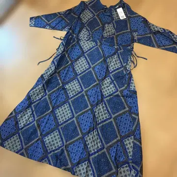 FREE 사이즈 레이온 긴팔 원피스 블루 계열