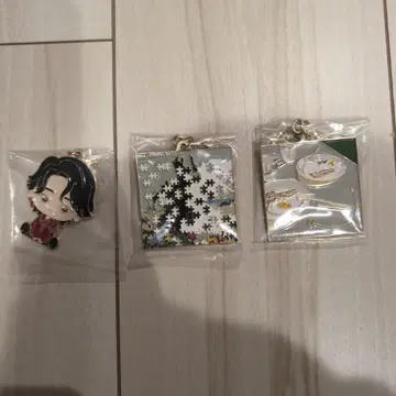 애니메이션 스타일 캐릭터 키링 세트