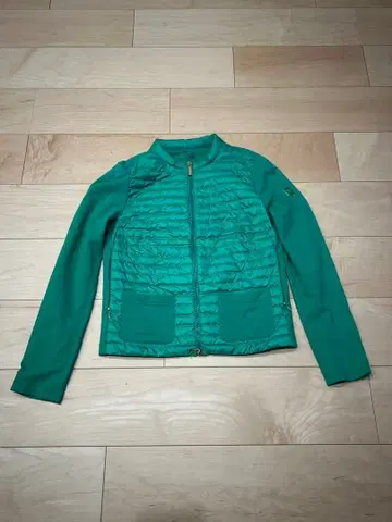 GEOSPIRIT 그린 퀼팅 다운 자켓 M 사이즈 상당