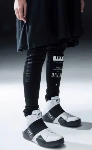 IKE 아이케이이 레깅스 SPYAIR 003 컷 팬츠