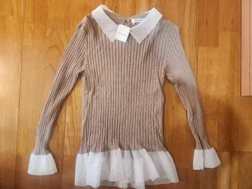 리브 베이지 니트 긴팔